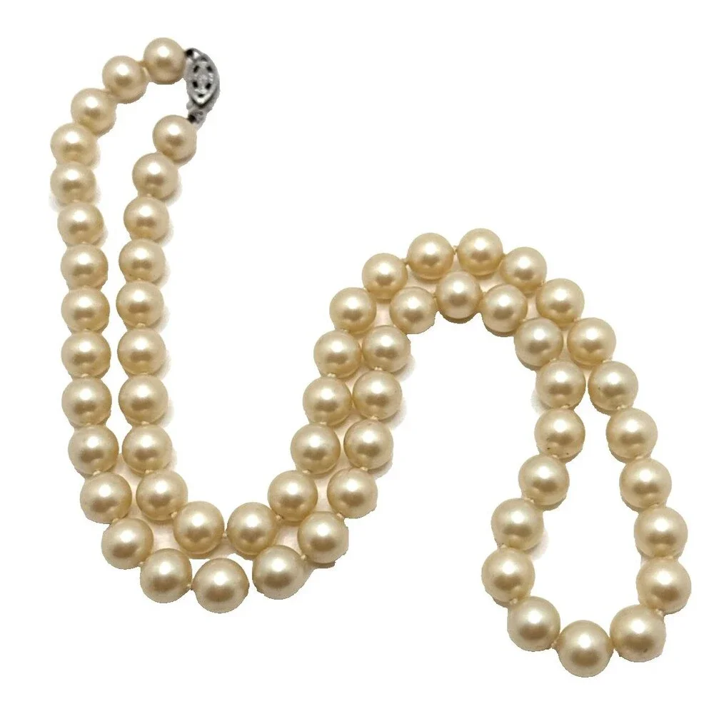 Vintage Classic Faux Pearl Choker Necklace Sterling Silver Clasp 22